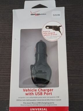 Verizon Vehicle USB Car Charger — Black.  NEW